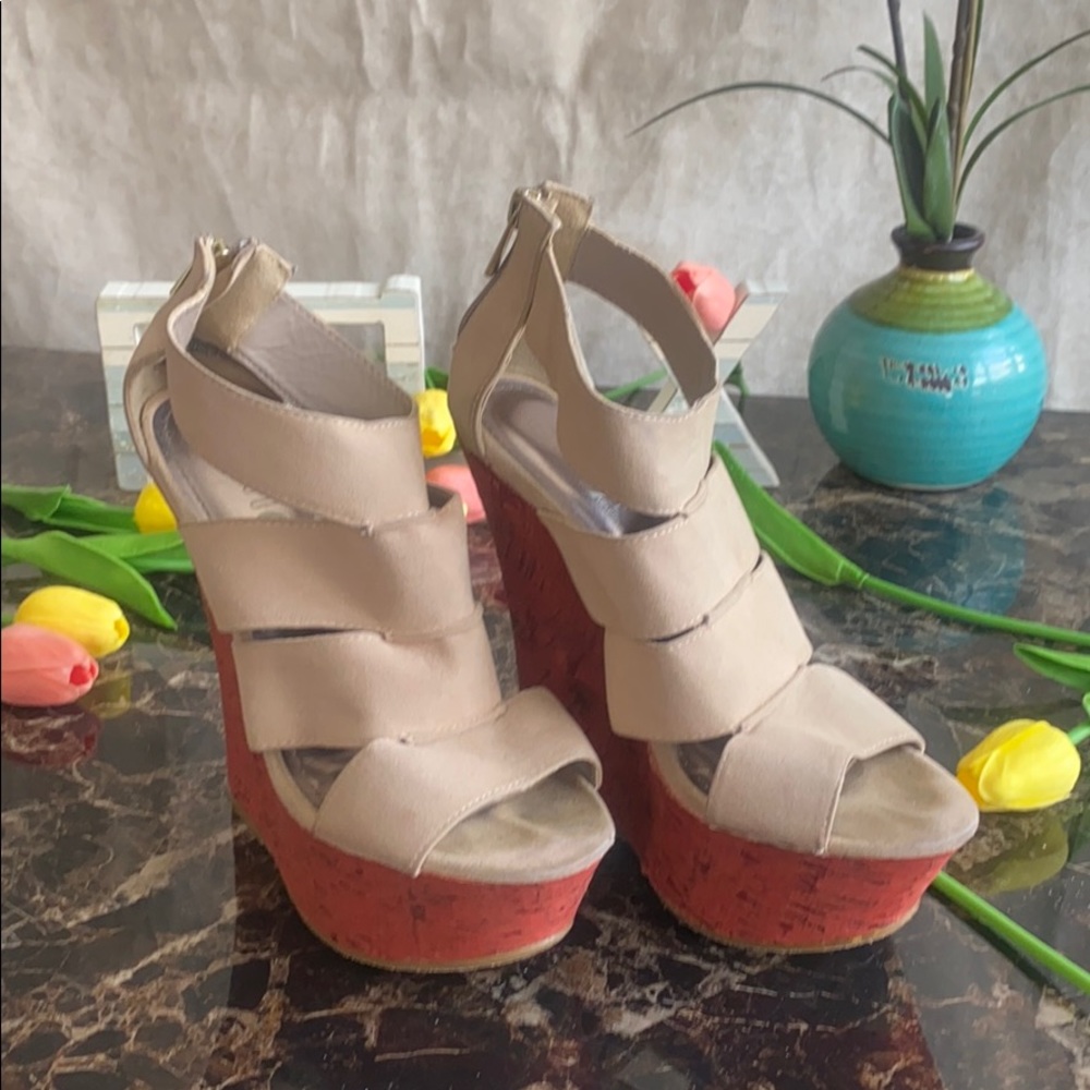 Rouge helium Wedges